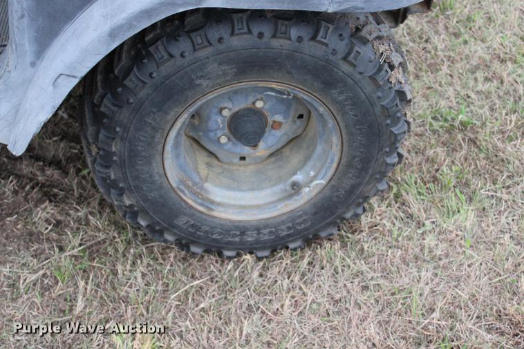 image for item DF2075 2004 Kubota RTV900 utility vehicle