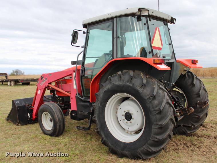 image for item DF2077 Massey-Ferguson 43452WD tractor