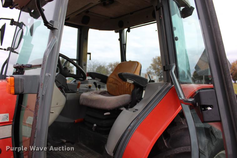 image for item DF2077 Massey-Ferguson 43452WD tractor