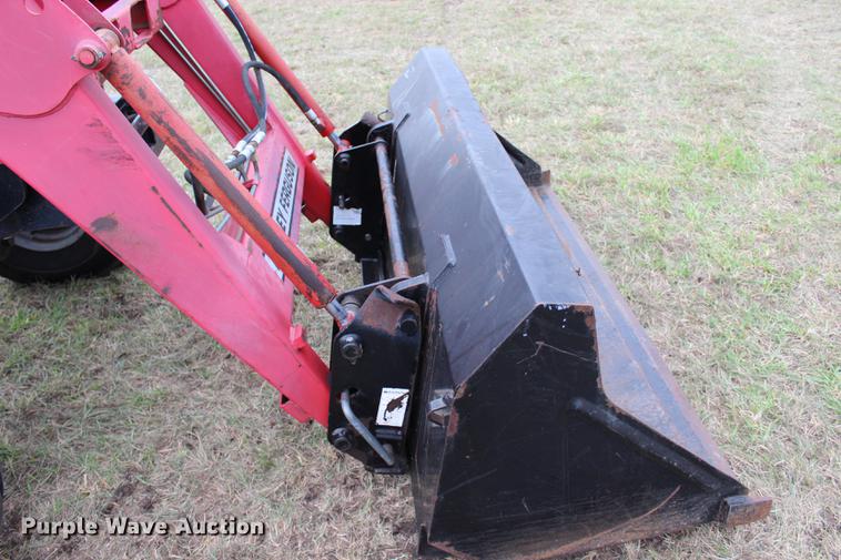 image for item DF2077 Massey-Ferguson 43452WD tractor