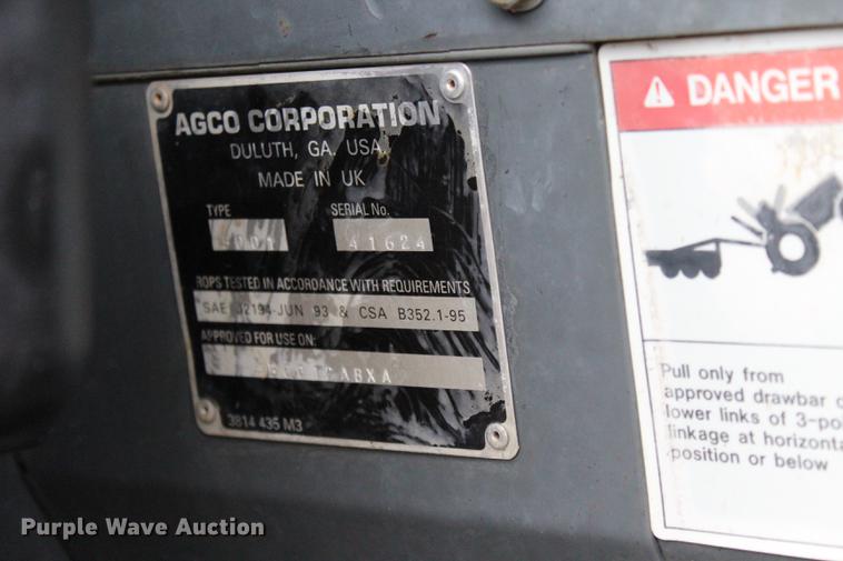 image for item DF2077 Massey-Ferguson 43452WD tractor