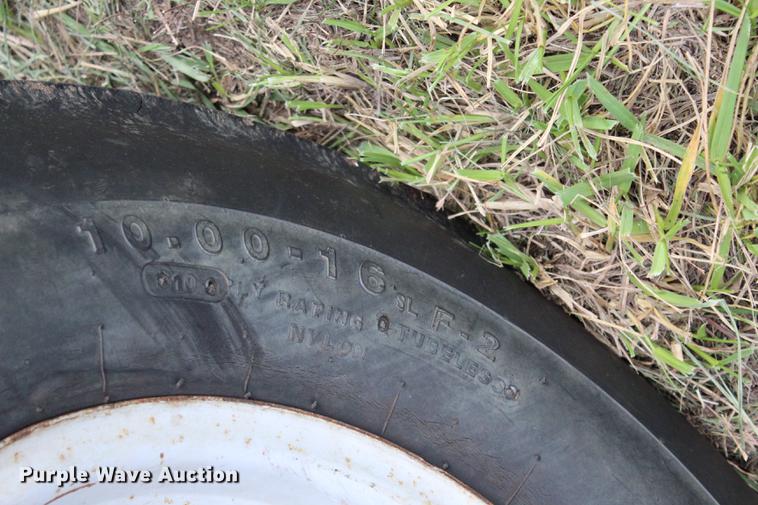 image for item DF2077 Massey-Ferguson 43452WD tractor