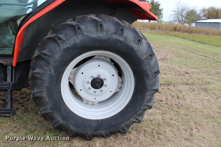 image for item DF2077 Massey-Ferguson 43452WD tractor