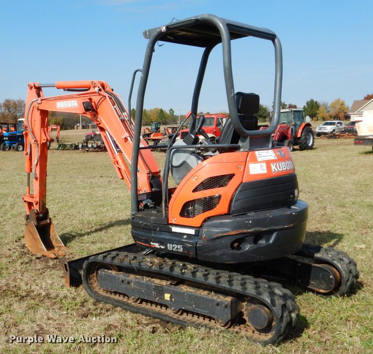 image for item DF2078 2014 Kubota U25 mini excavator