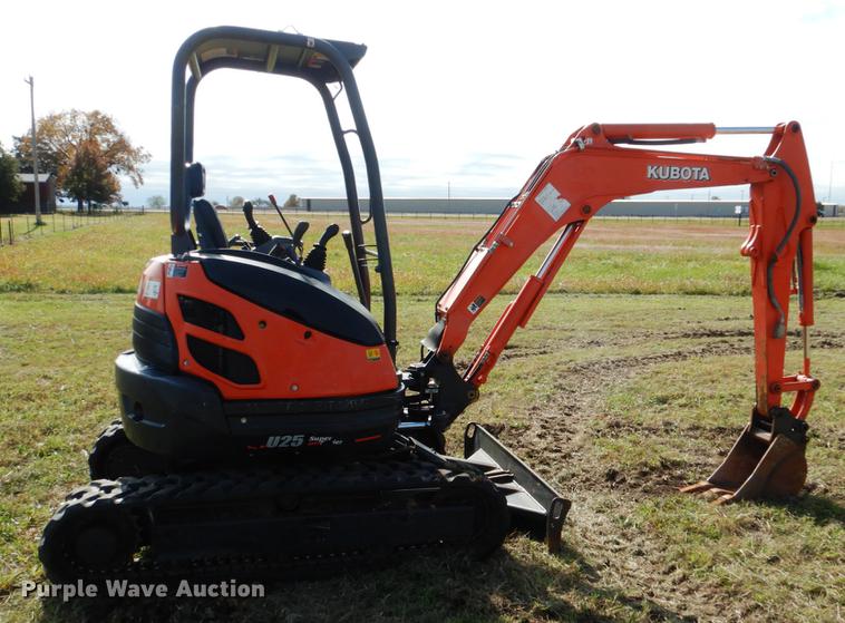 image for item DF2078 2014 Kubota U25 mini excavator