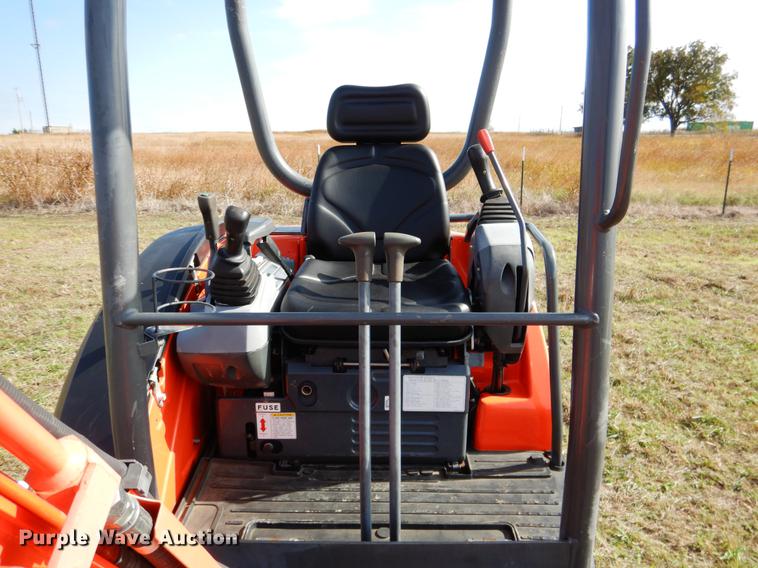 image for item DF2078 2014 Kubota U25 mini excavator