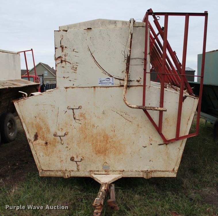 image for item DF2080 Apache CF16A300 creep feeder/self feeder