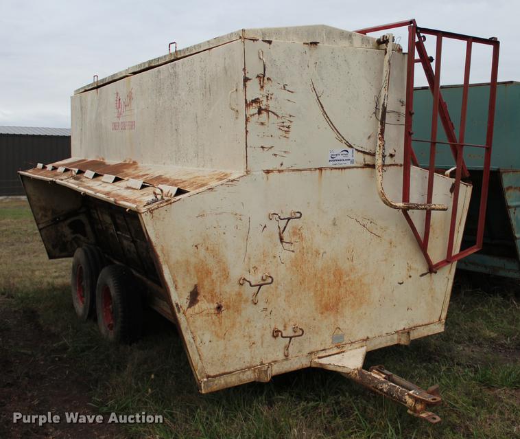 image for item DF2080 Apache CF16A300 creep feeder/self feeder