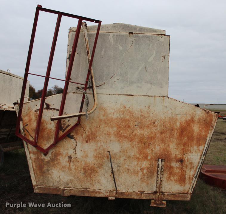 image for item DF2081 Apache CF16A300 creep feeder/self feeder