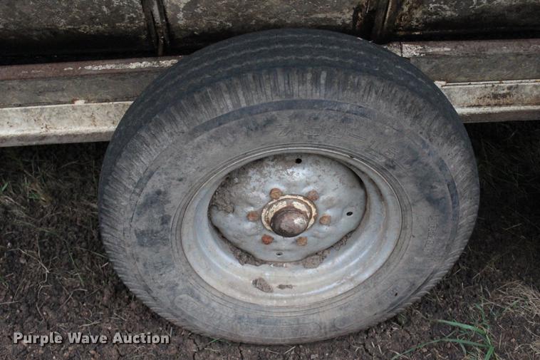 image for item DF2081 Apache CF16A300 creep feeder/self feeder