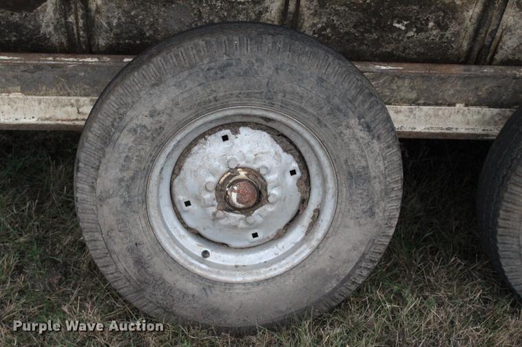 image for item DF2081 Apache CF16A300 creep feeder/self feeder