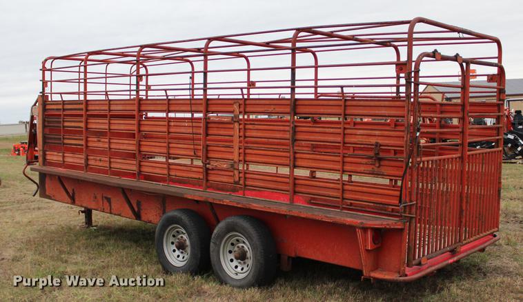 image for item DF2086 1982 WW Trailer 20X6 livestock trailer