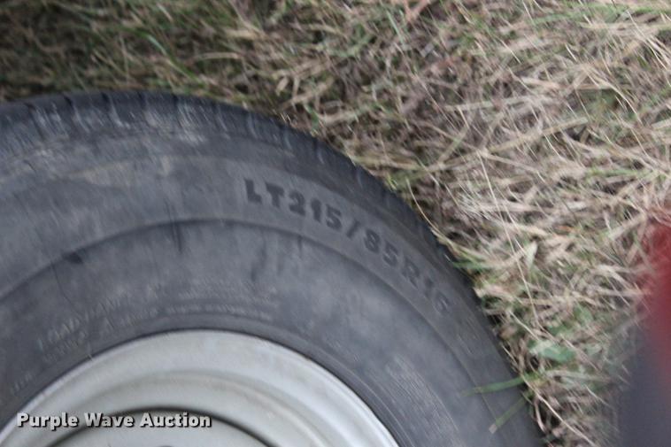 image for item DF2086 1982 WW Trailer 20X6 livestock trailer