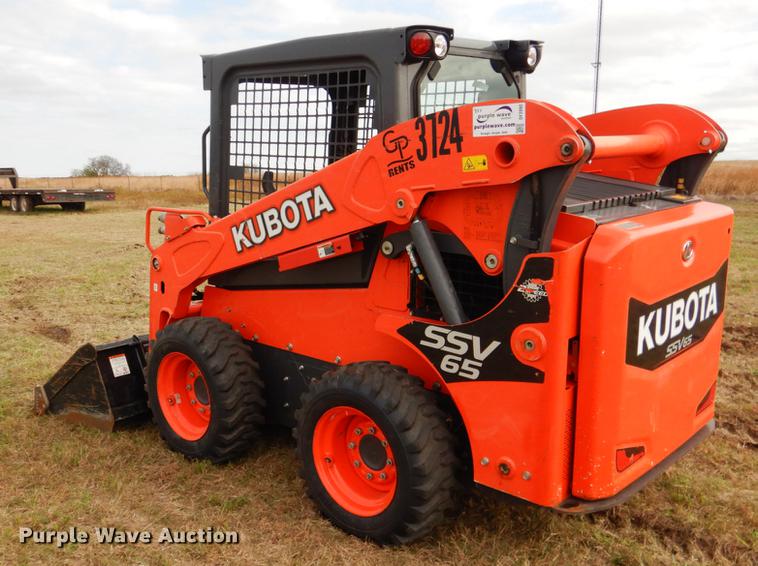 image for item DF2092 2017 Kubota SSV65 skid steer