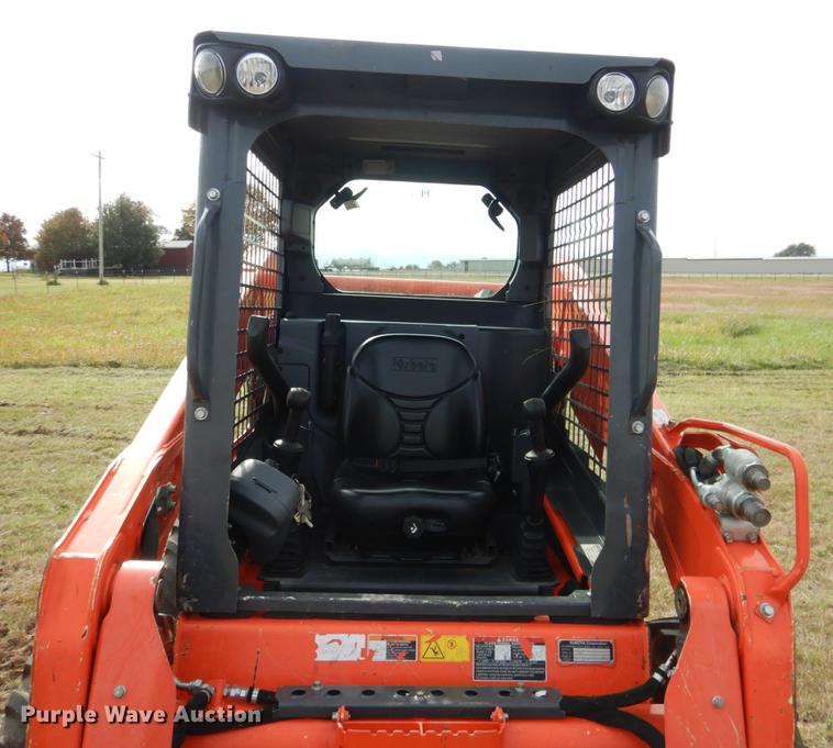 image for item DF2092 2017 Kubota SSV65 skid steer