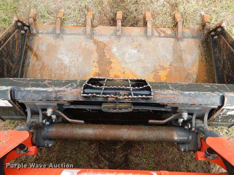 image for item DF2092 2017 Kubota SSV65 skid steer