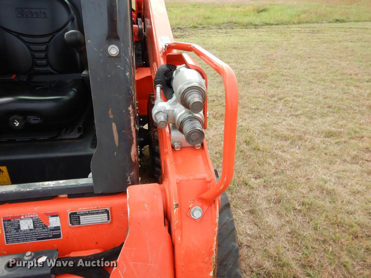 image for item DF2092 2017 Kubota SSV65 skid steer