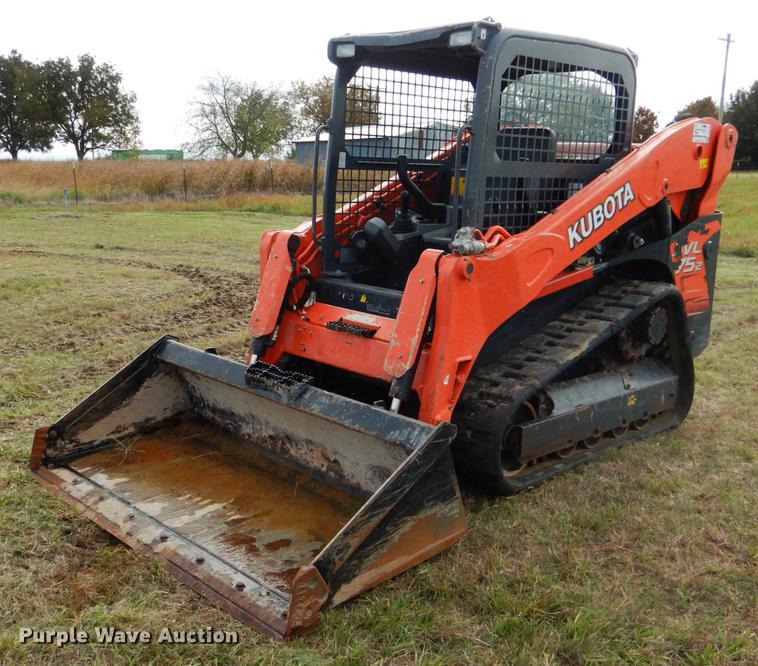 image for item DF2093 2014 Kubota SVL75-2 skid steer