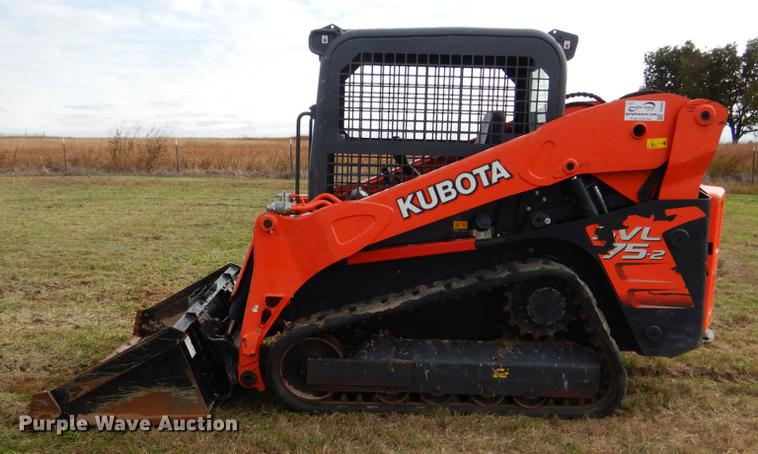 image for item DF2093 2014 Kubota SVL75-2 skid steer