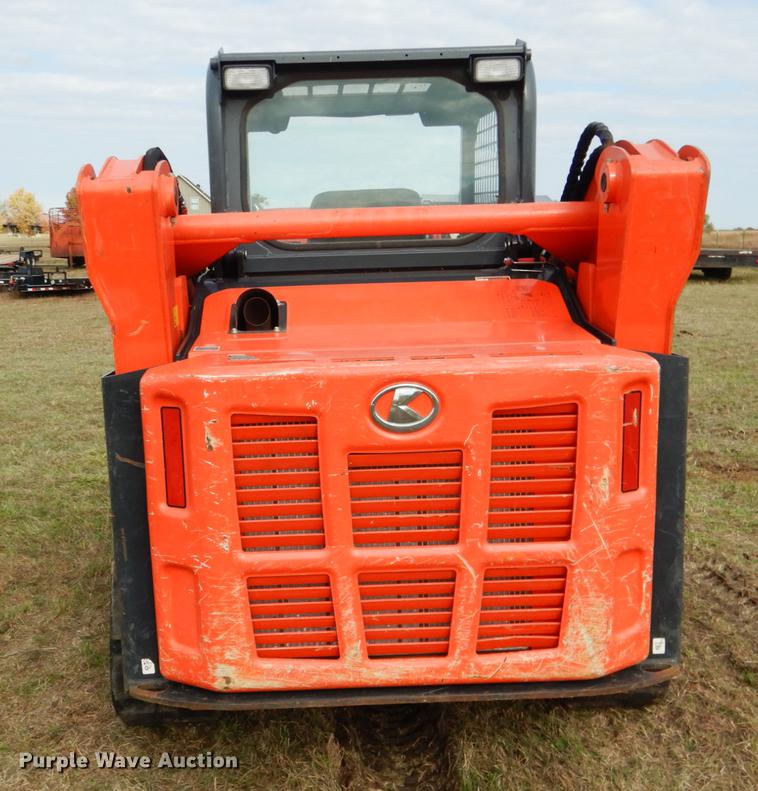 image for item DF2093 2014 Kubota SVL75-2 skid steer