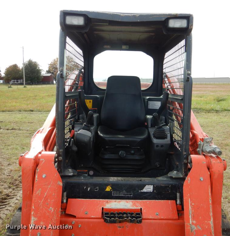 image for item DF2093 2014 Kubota SVL75-2 skid steer