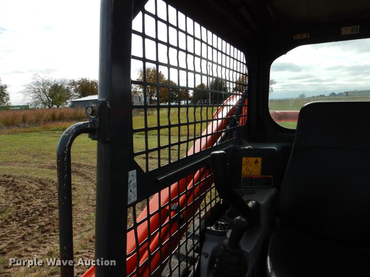 image for item DF2093 2014 Kubota SVL75-2 skid steer