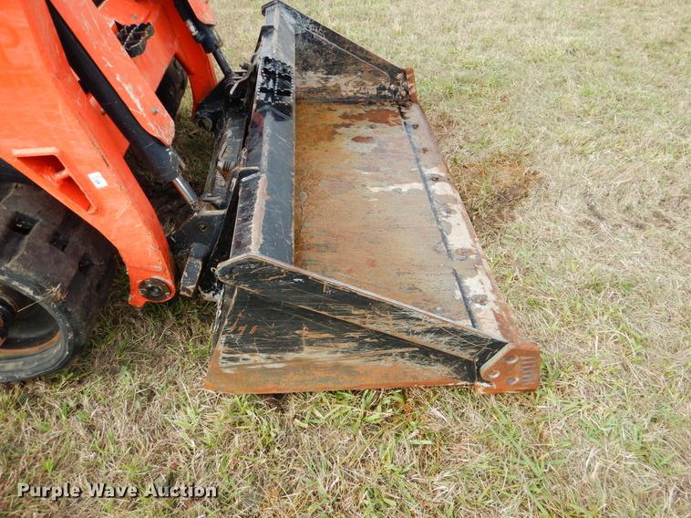 image for item DF2093 2014 Kubota SVL75-2 skid steer