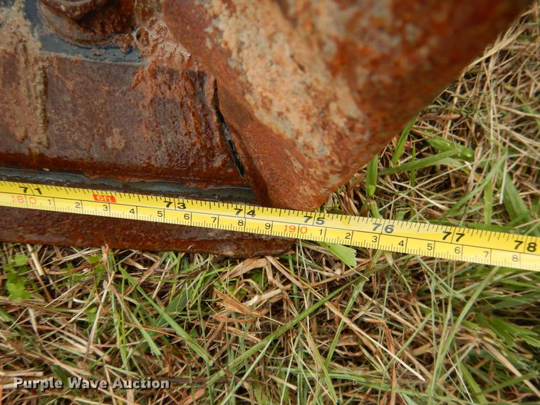 image for item DF2093 2014 Kubota SVL75-2 skid steer