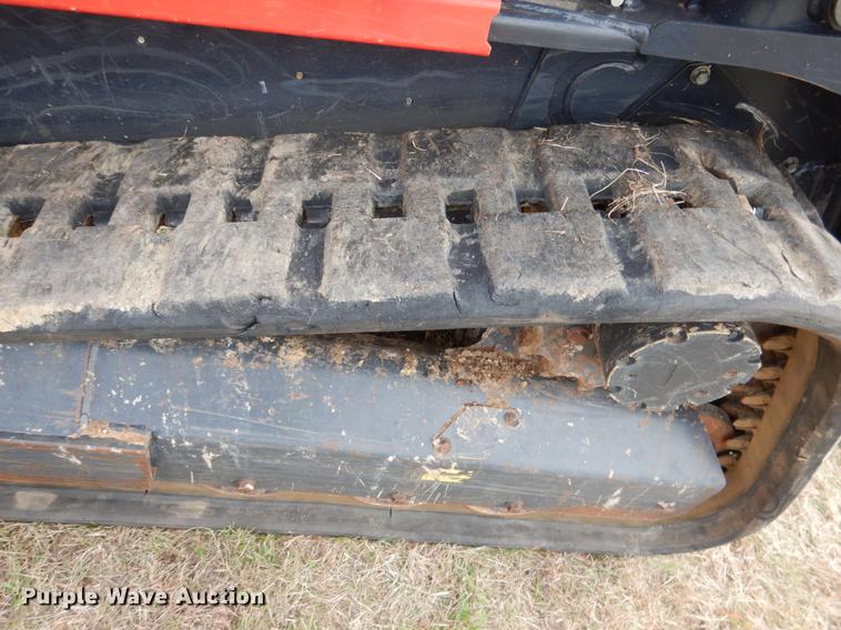 image for item DF2093 2014 Kubota SVL75-2 skid steer