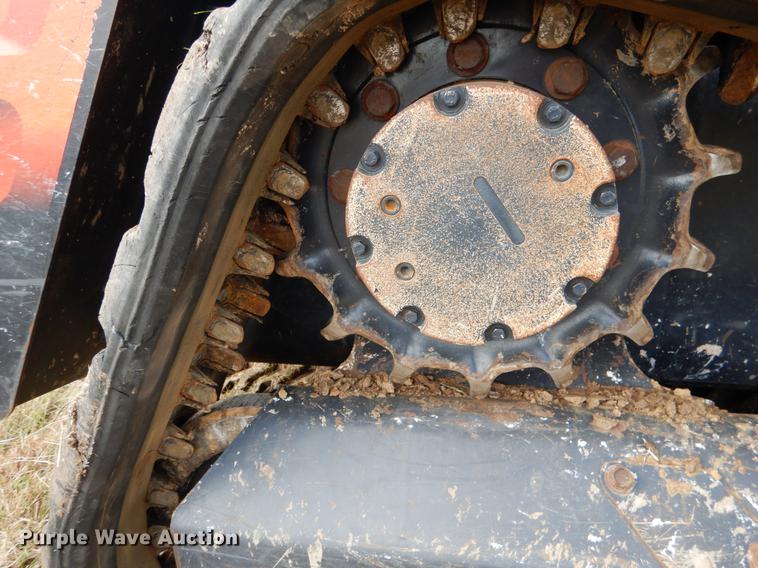 image for item DF2093 2014 Kubota SVL75-2 skid steer