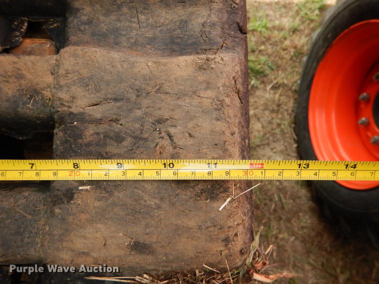 image for item DF2093 2014 Kubota SVL75-2 skid steer