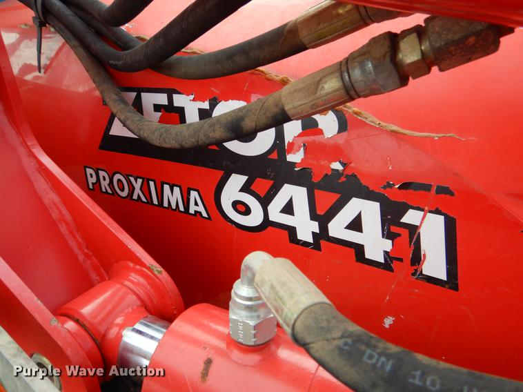 image for item DF2096 2006 Zetor Proxima 6441 tractor