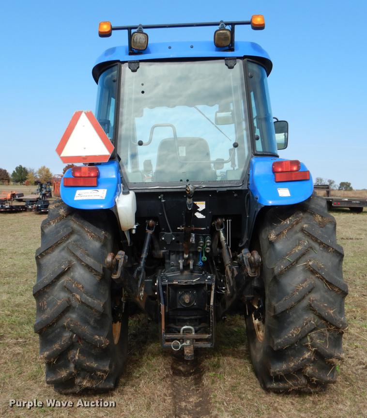 image for item DF2100 New Holland TD75D tractor