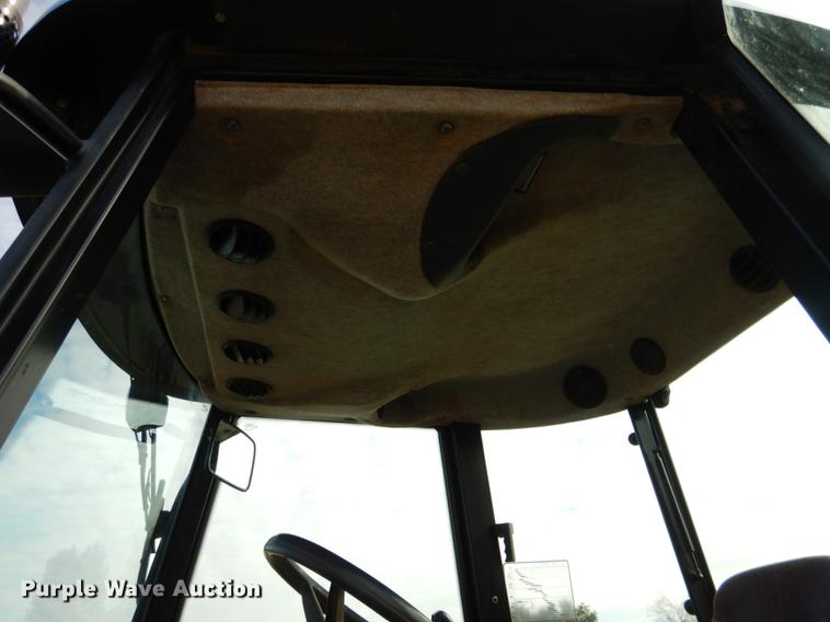 image for item DF2100 New Holland TD75D tractor