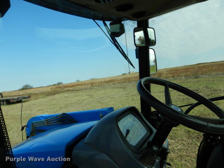 image for item DF2100 New Holland TD75D tractor