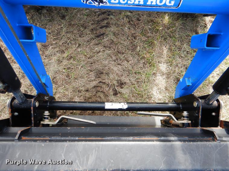 image for item DF2100 New Holland TD75D tractor