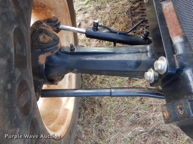 image for item DF2100 New Holland TD75D tractor