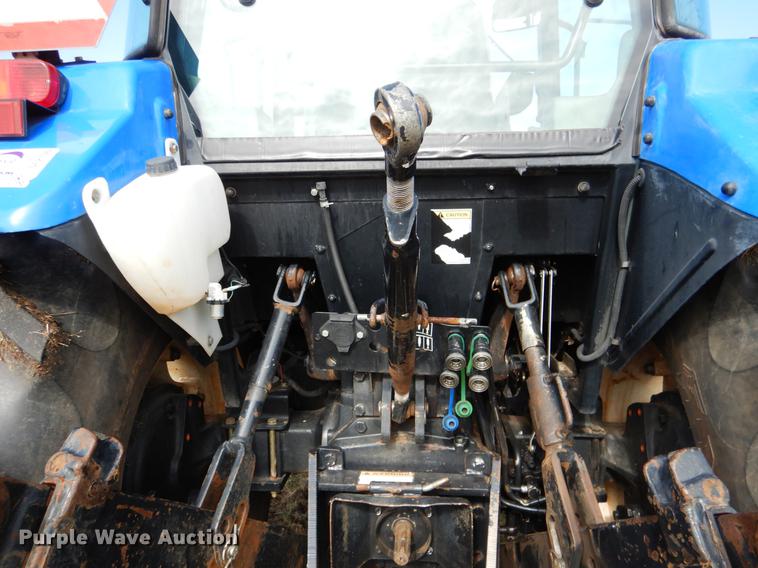 image for item DF2100 New Holland TD75D tractor