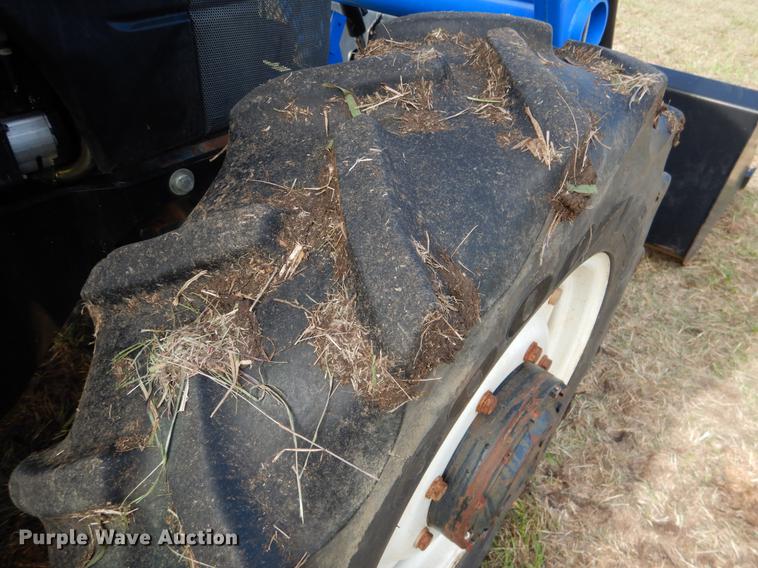 image for item DF2100 New Holland TD75D tractor