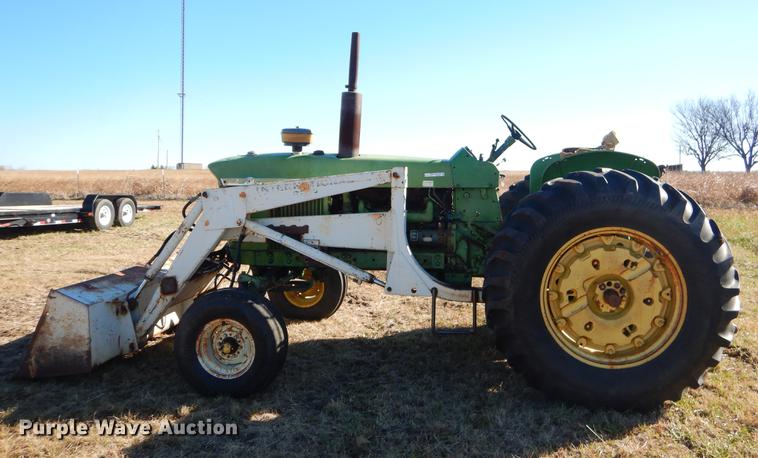 image for item EW9686 1964 John Deere 4020 tractor