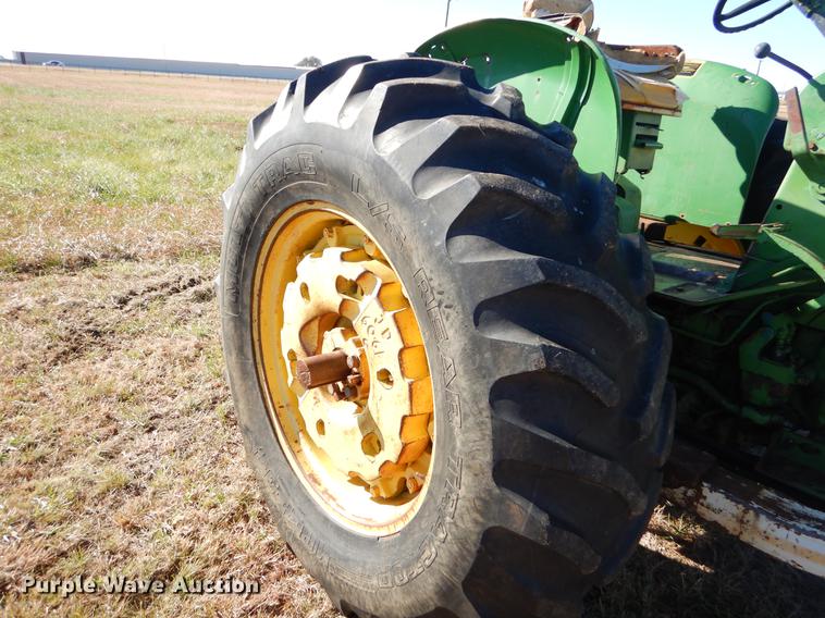 image for item EW9686 1964 John Deere 4020 tractor