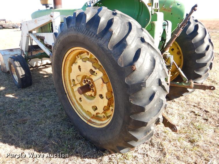image for item EW9686 1964 John Deere 4020 tractor