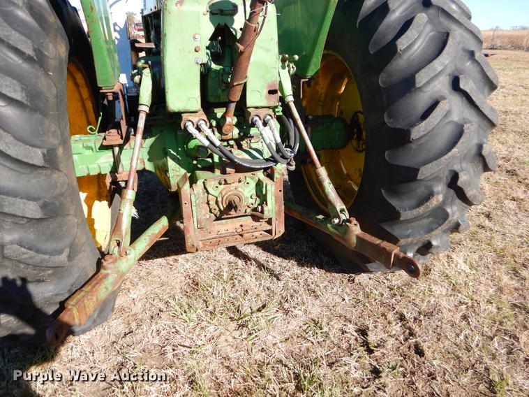 image for item EW9686 1964 John Deere 4020 tractor