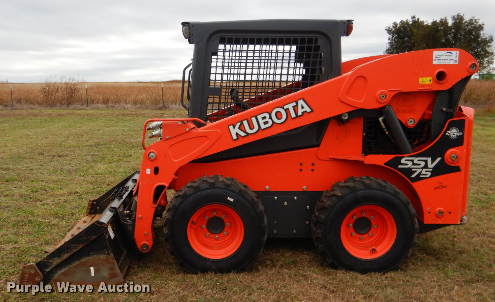 2017 Kubota SSV75 skid steer in Davis, OK Item DF2069 sold Purple Wave