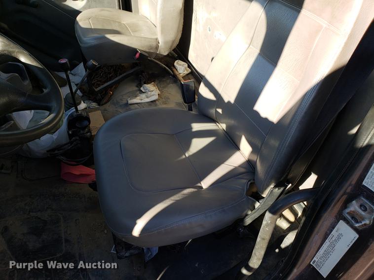 image for item AV9481 2008 Freightliner Business Class M2 dump truck