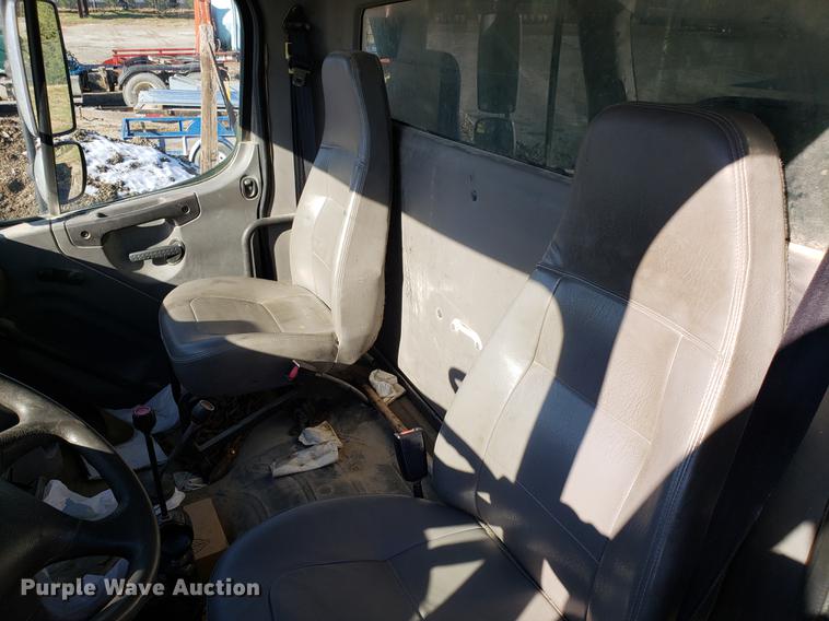 image for item AV9481 2008 Freightliner Business Class M2 dump truck