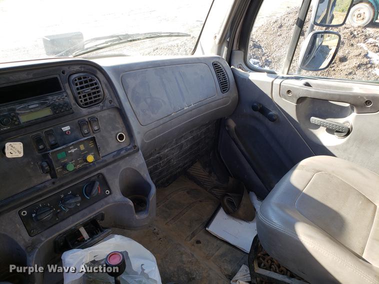 image for item AV9481 2008 Freightliner Business Class M2 dump truck