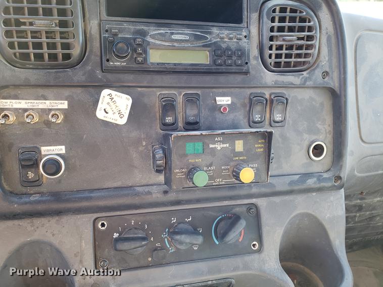 image for item AV9481 2008 Freightliner Business Class M2 dump truck