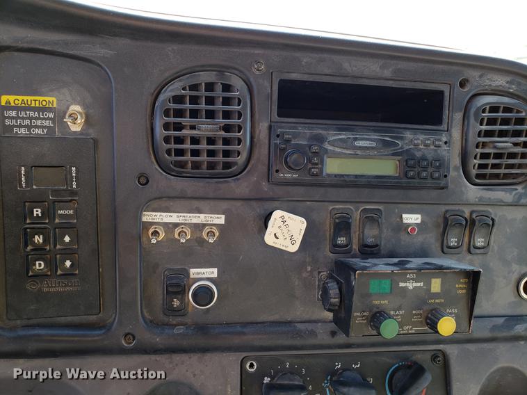 image for item AV9481 2008 Freightliner Business Class M2 dump truck