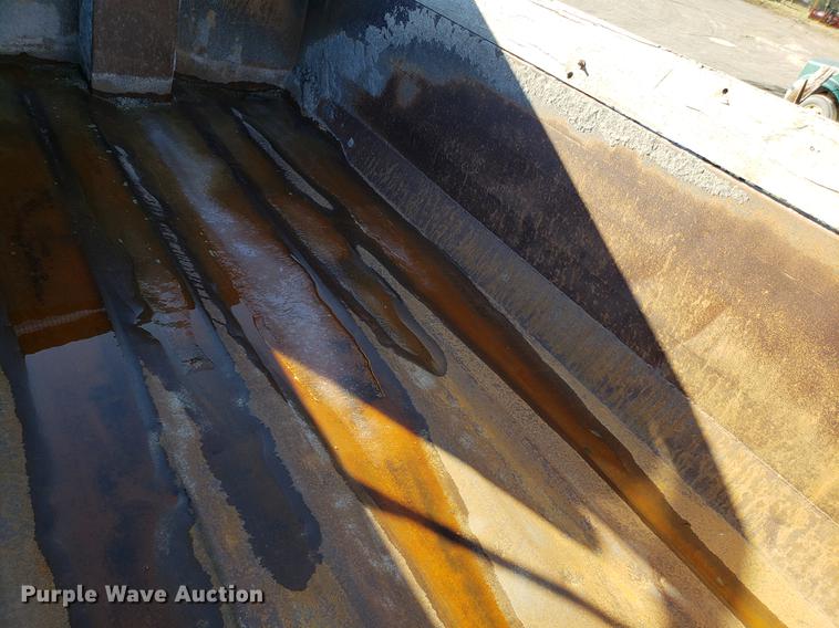 image for item AV9481 2008 Freightliner Business Class M2 dump truck